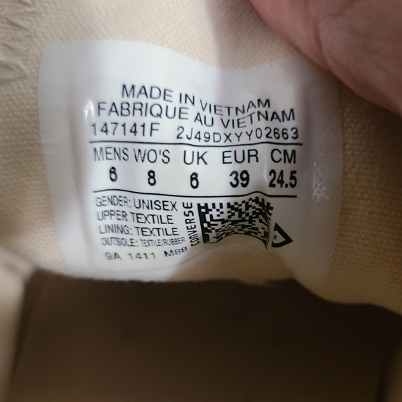 Converse Pink Chuck Taylor's - Picture 12 of 12